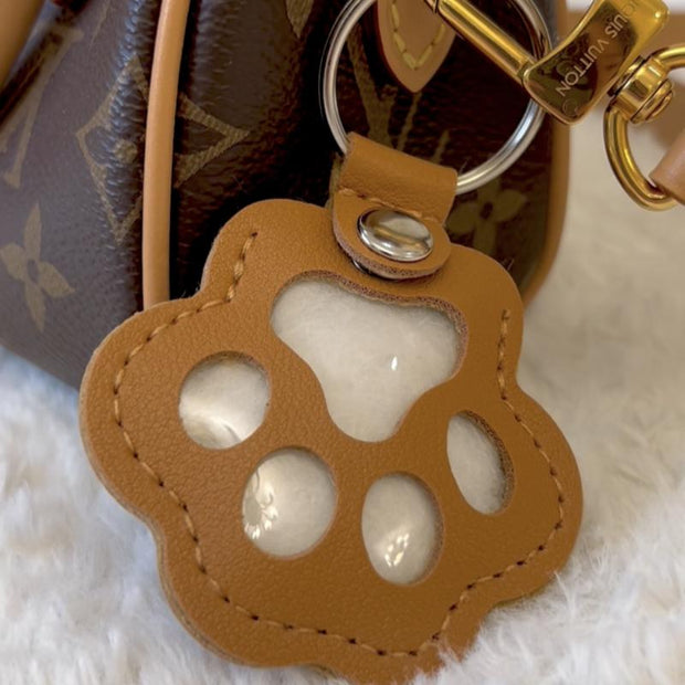 4 Pack Creative Pet Hair Keychain Hangers - Unique Keepsakes for Cat and Dog Owners